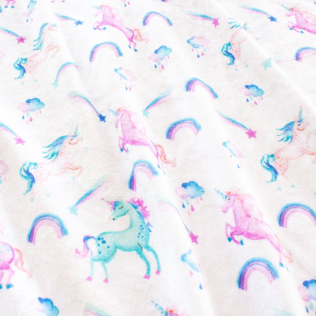 Unicorns & Rainbows
