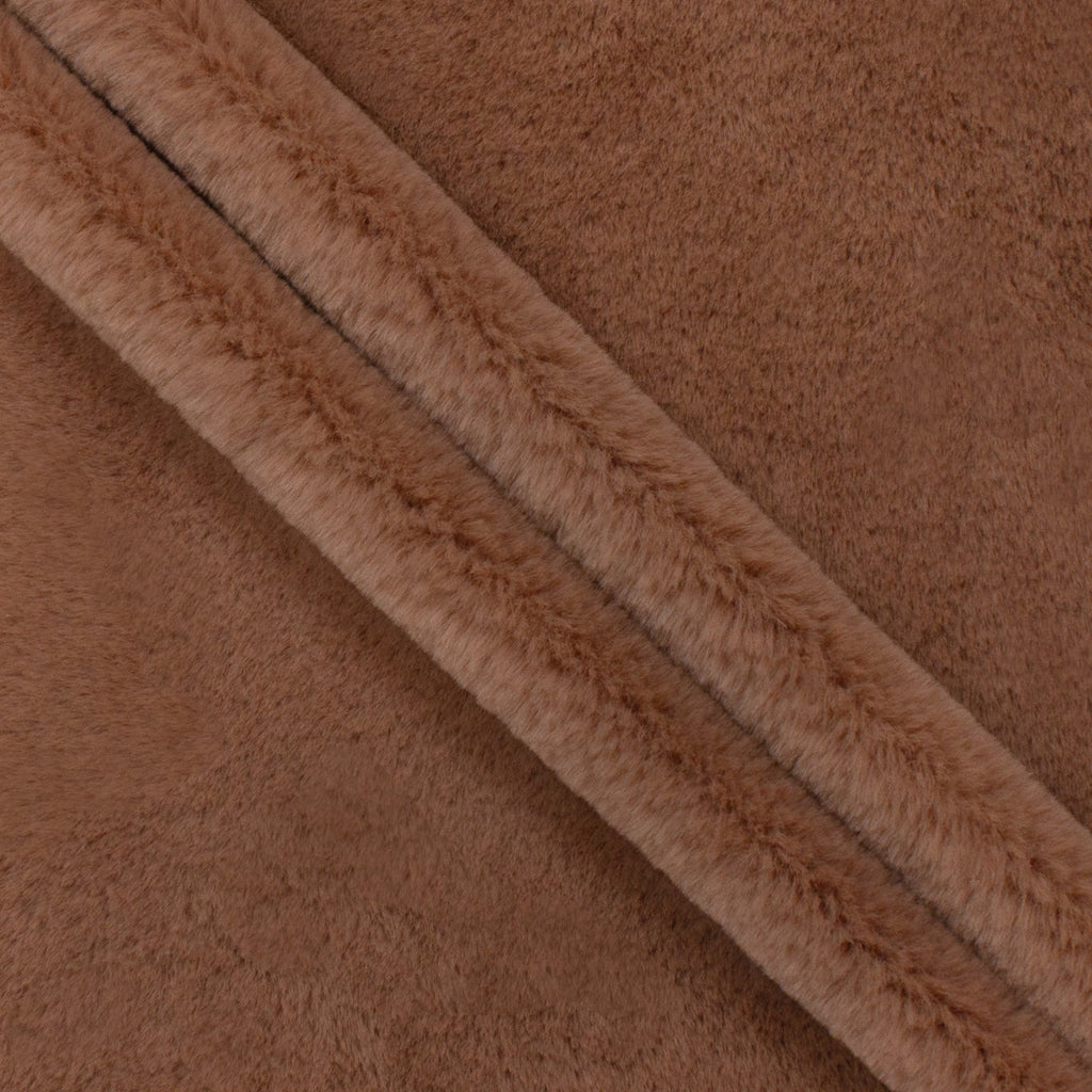 Baby Whispy Snuggle, hand touching fabric for softness reference