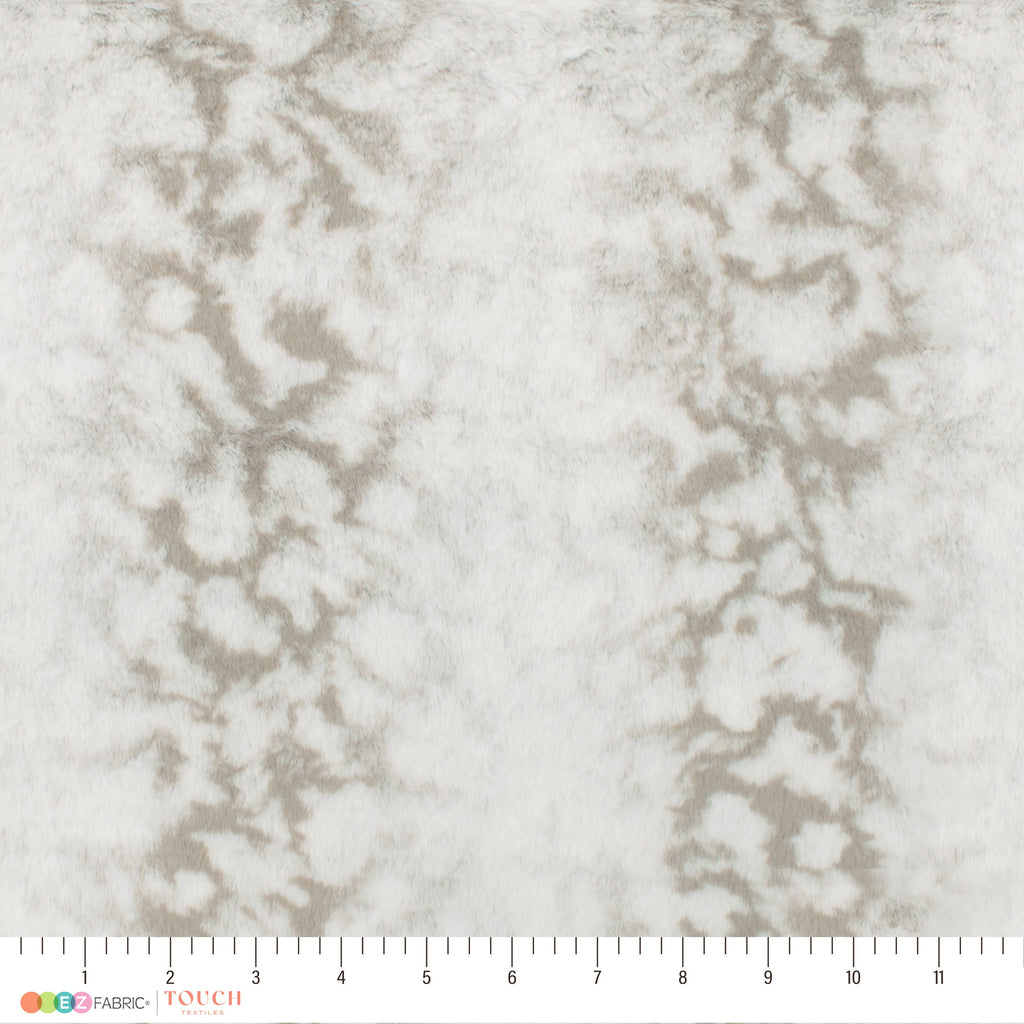 Bobby Kodi snuggle minky fabric, 20mm pile close-up