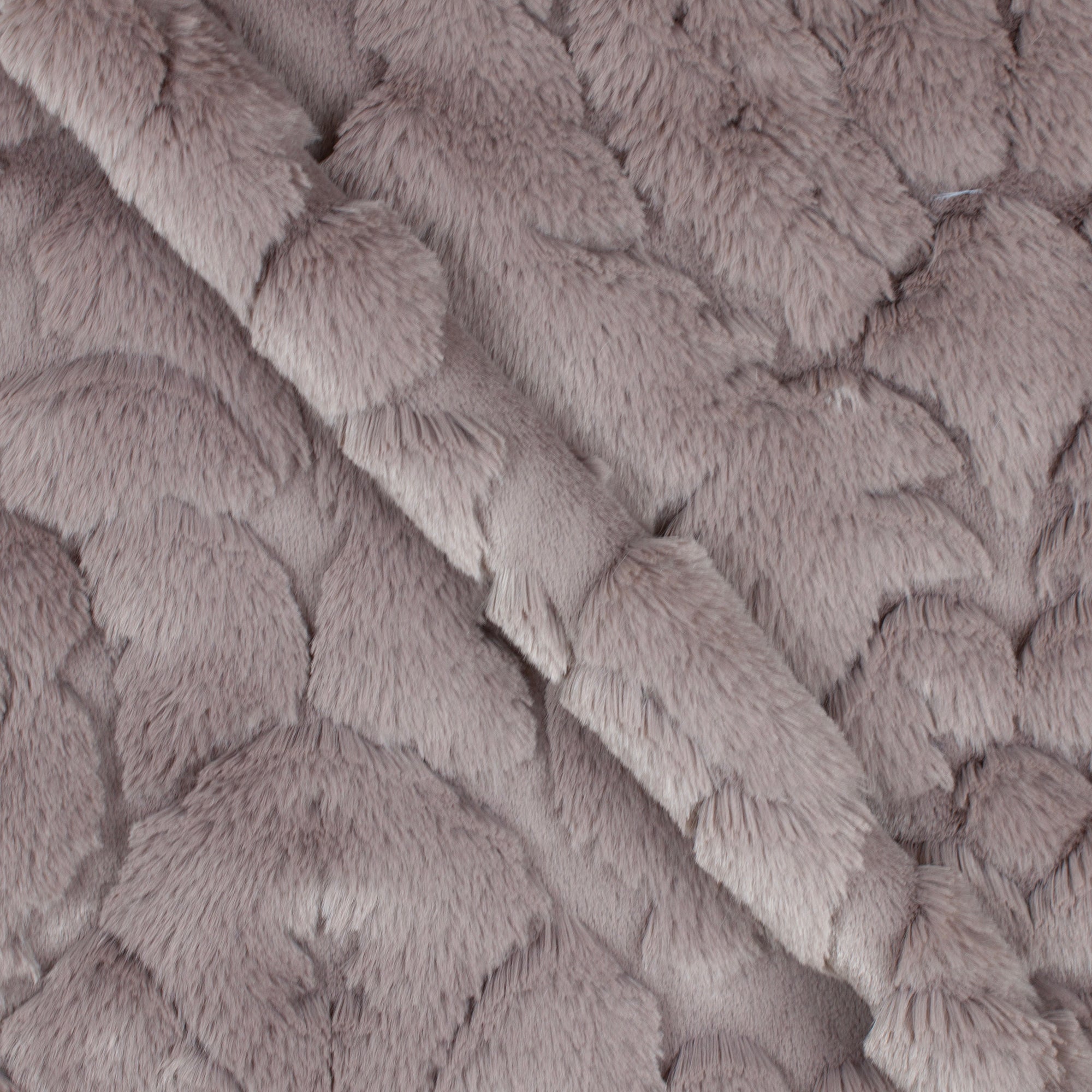 Damask Whispy Snuggle
