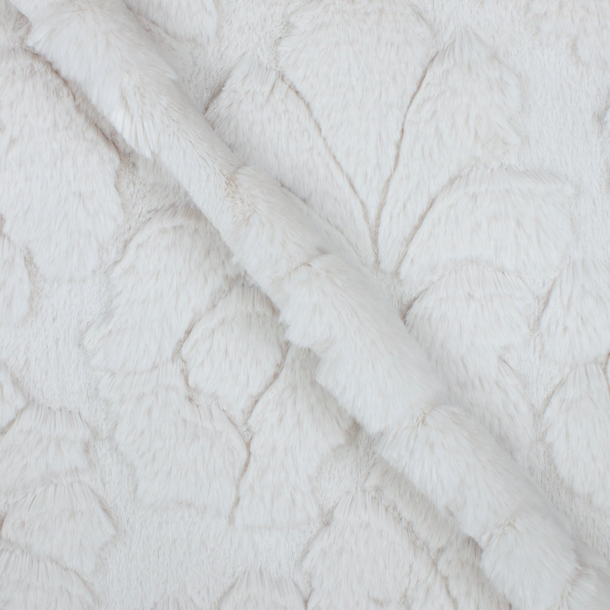 Damask Whispy Snuggle