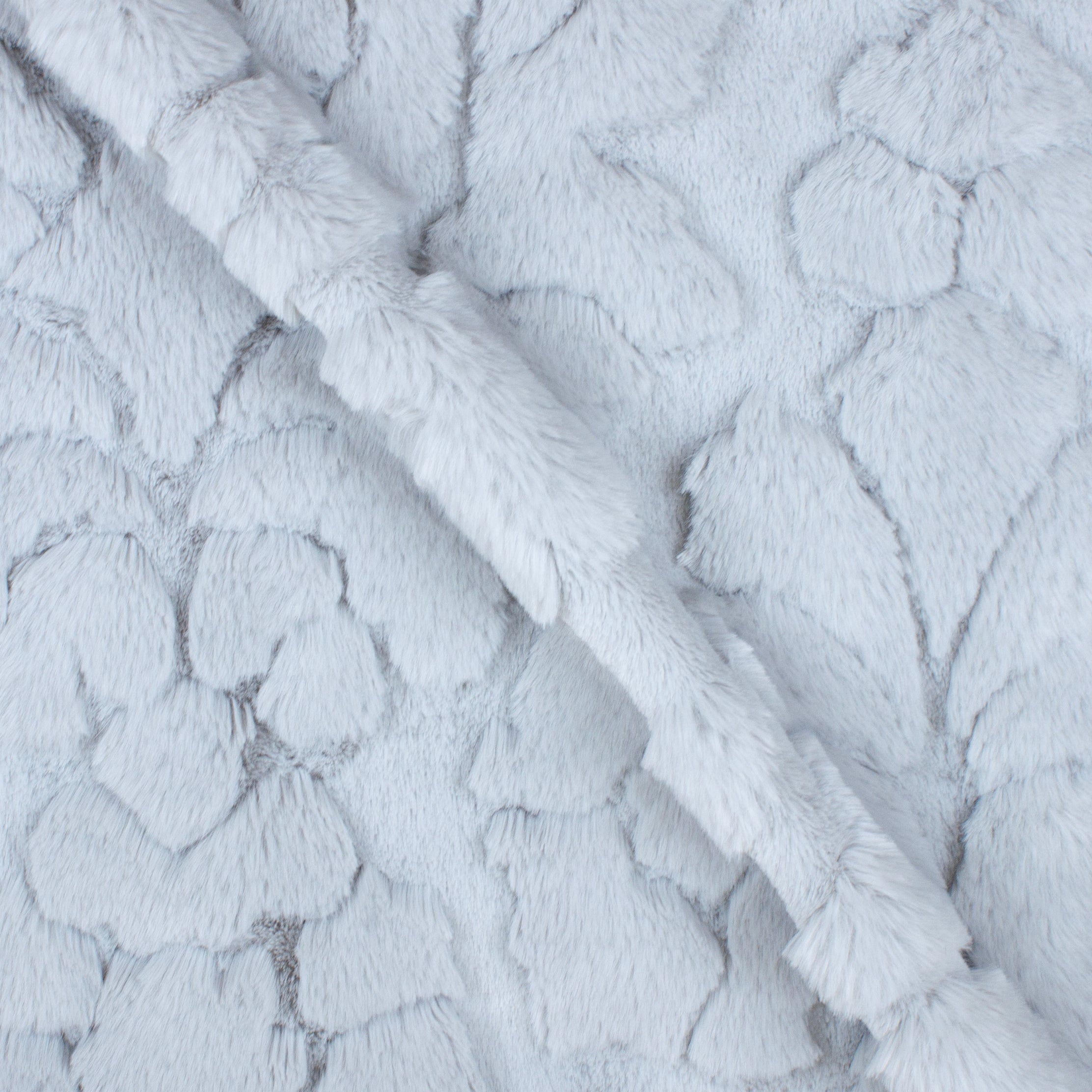 Damask Whispy Snuggle