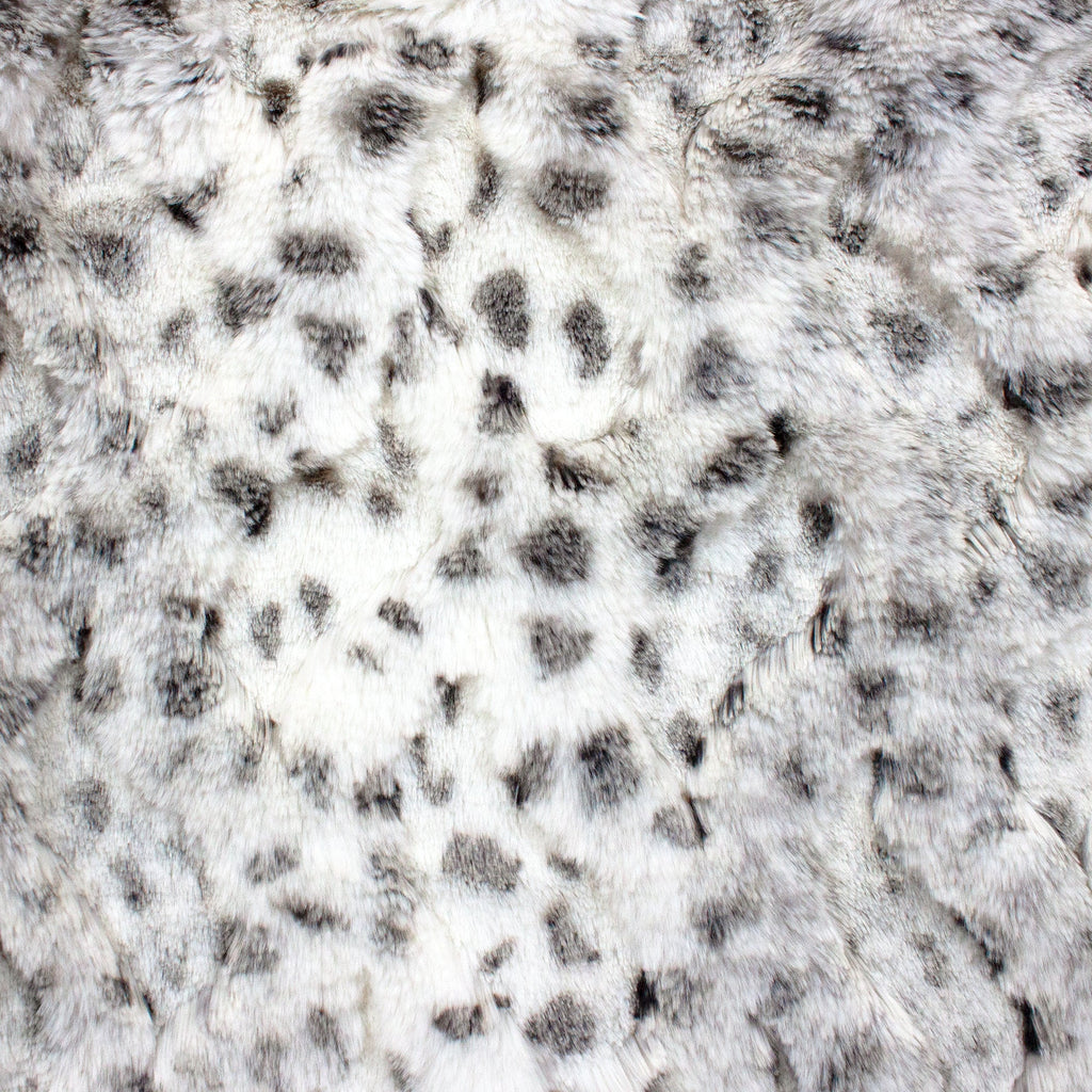 Dear Cora Whispy minky fabric, offset ogee pattern view