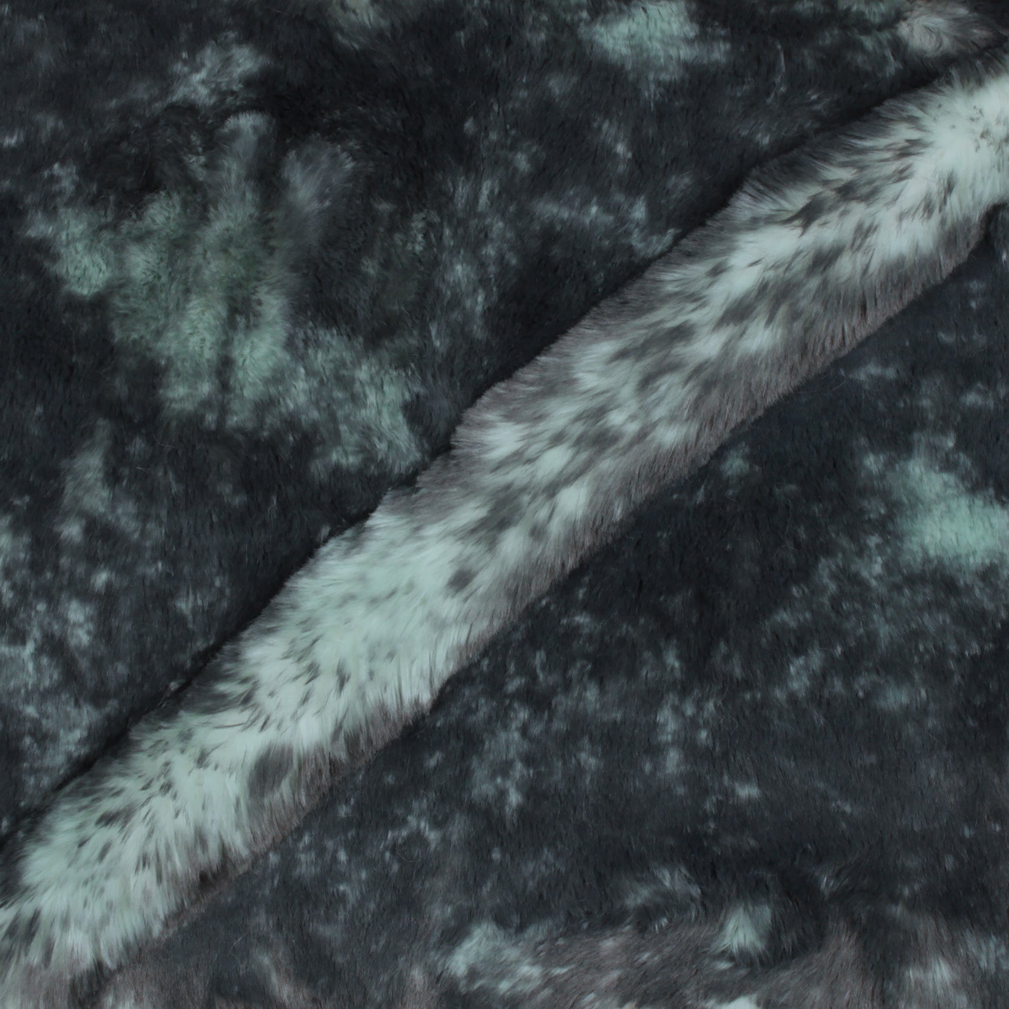 Distressed Mega Whispy