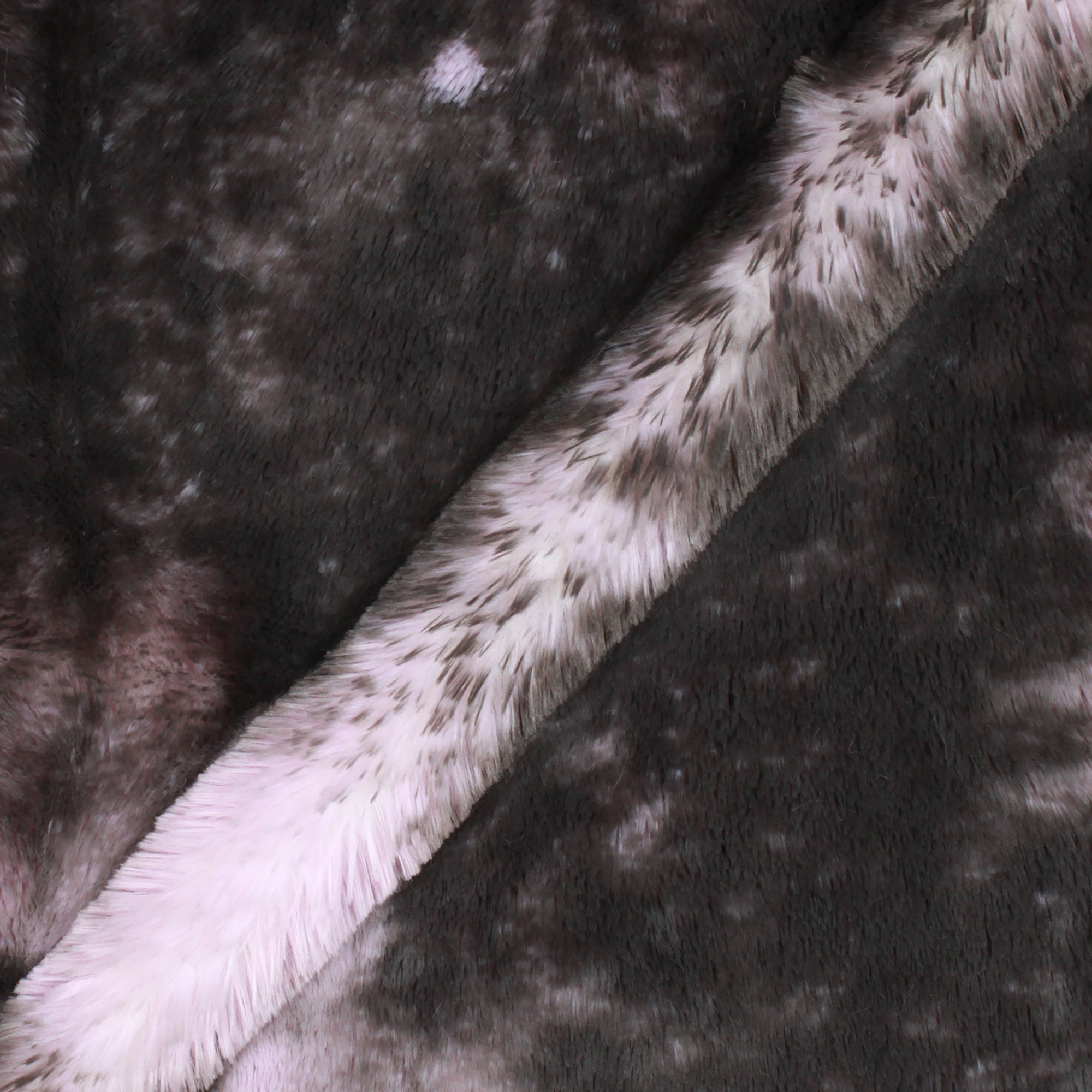 Distressed Mega Whispy