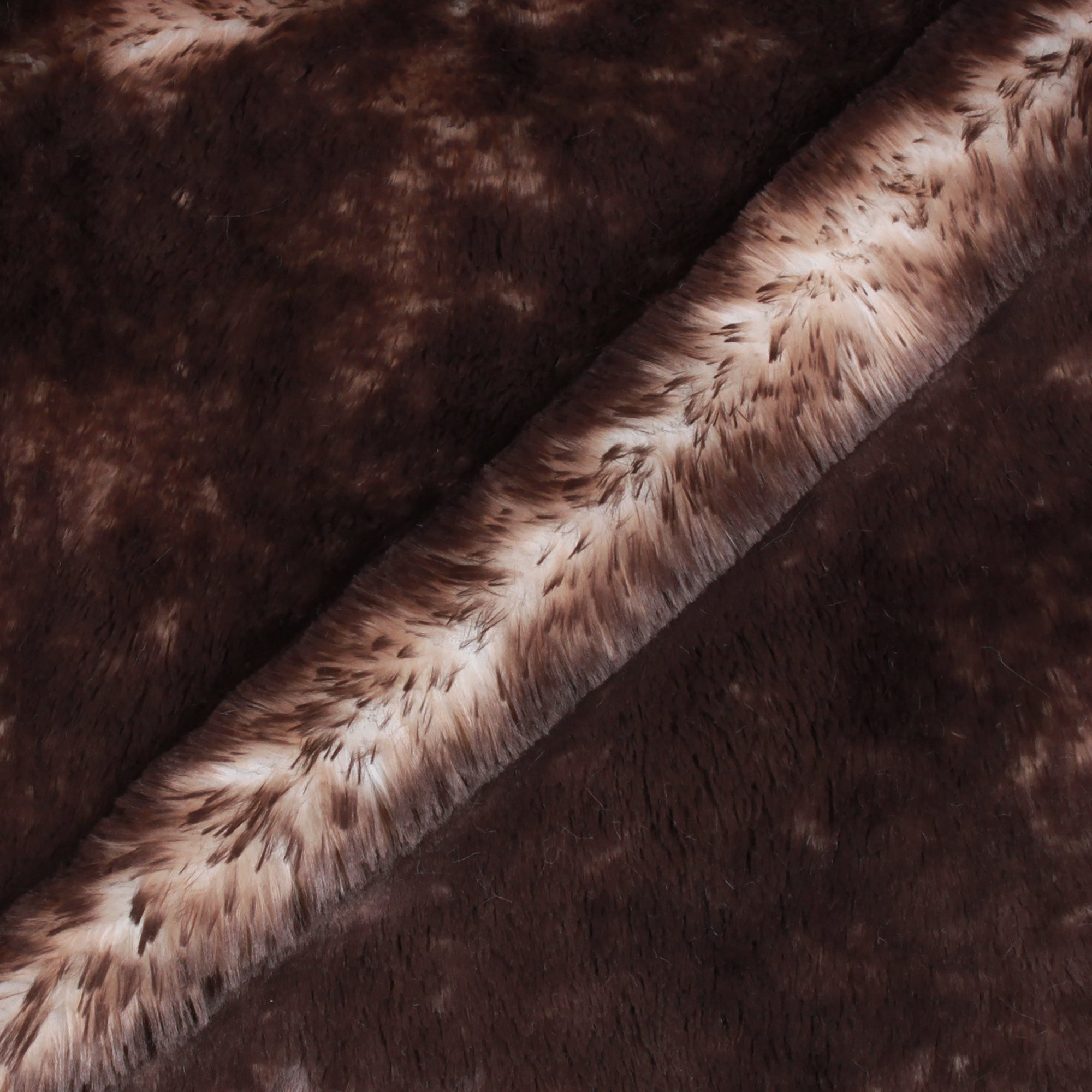 Distressed Mega Whispy