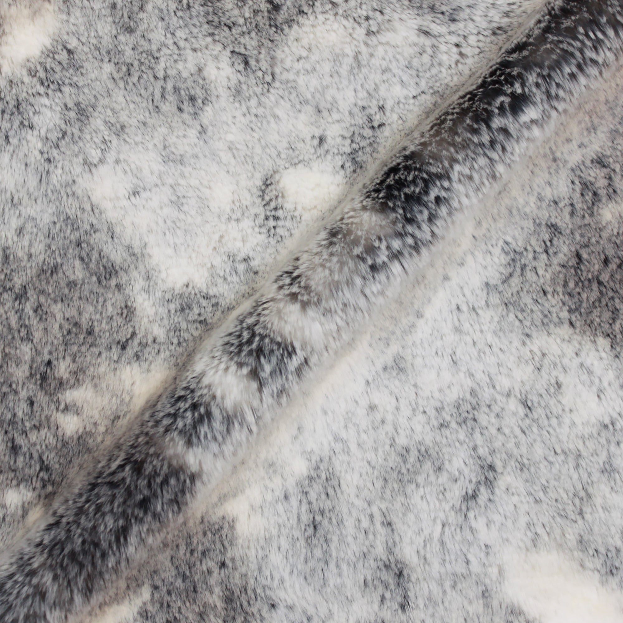 Frosted Tonal Whispy Snuggle