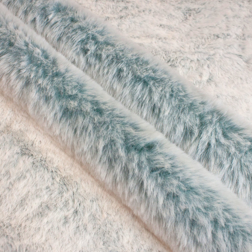 Frosted Kodi snuggle minky fabric, 20mm pile close-up