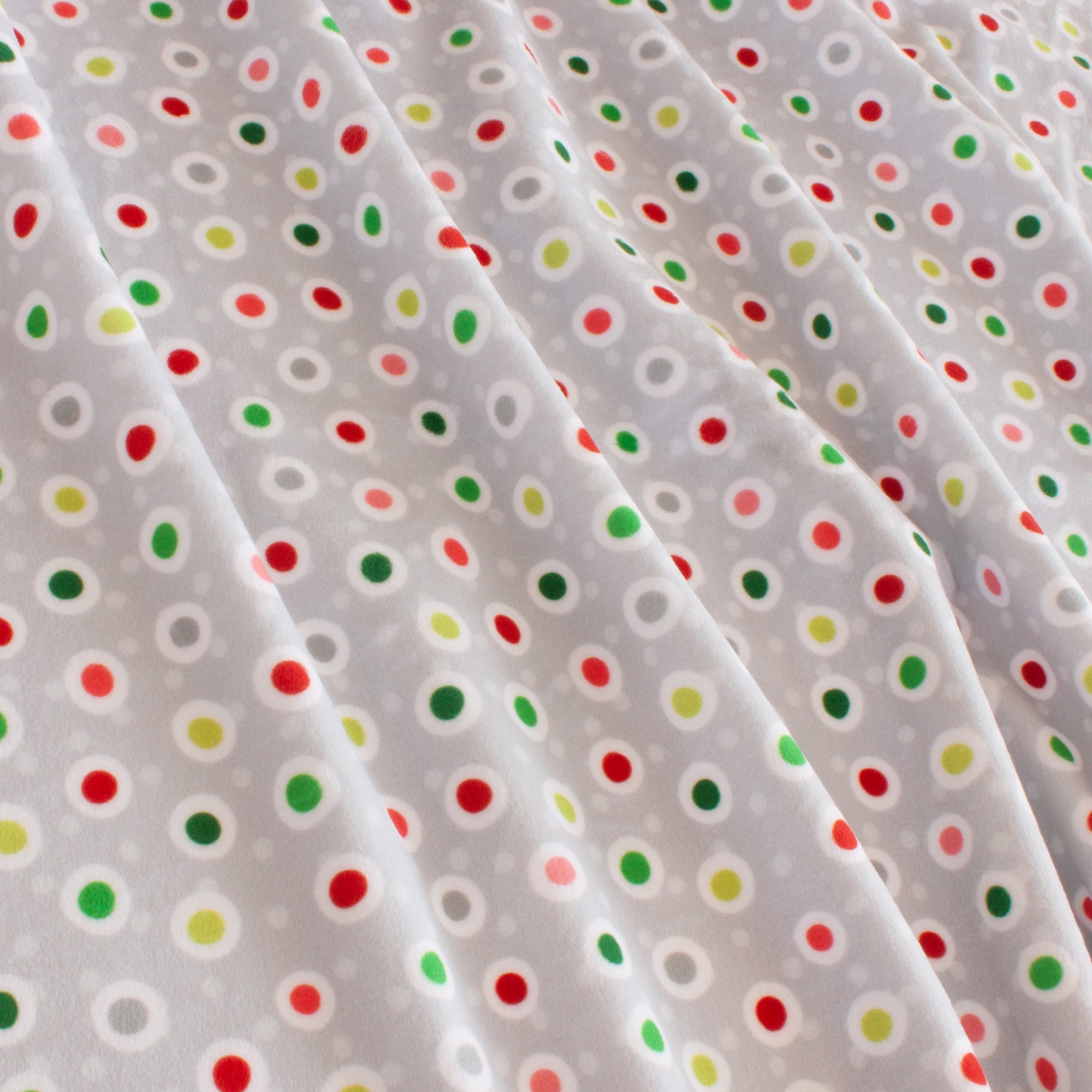 Holiday Polka Dots | Gnome for the Holidays