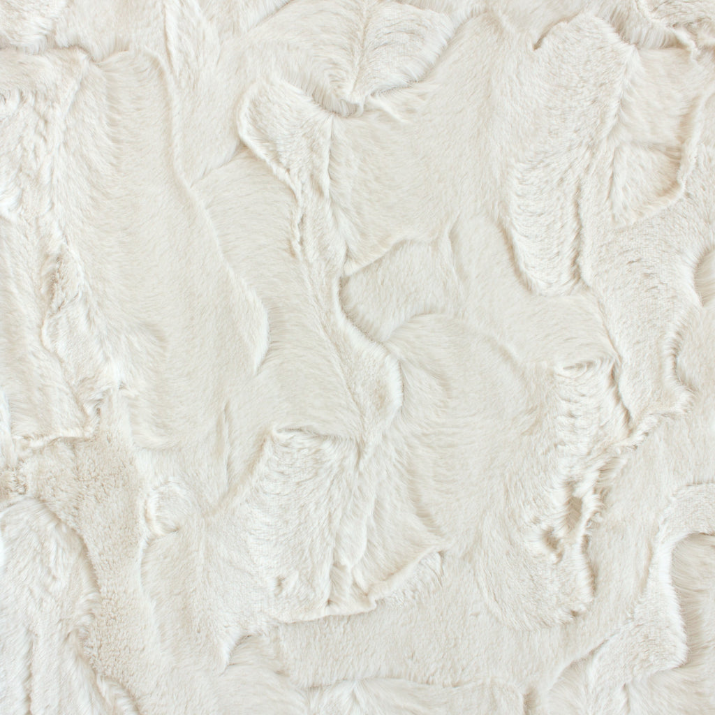 Luxe Snuggle neutrals minky fabric, plush pile detail