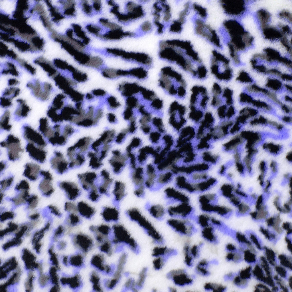 Neon Lynx Kodi snuggle minky fabric, edge detail