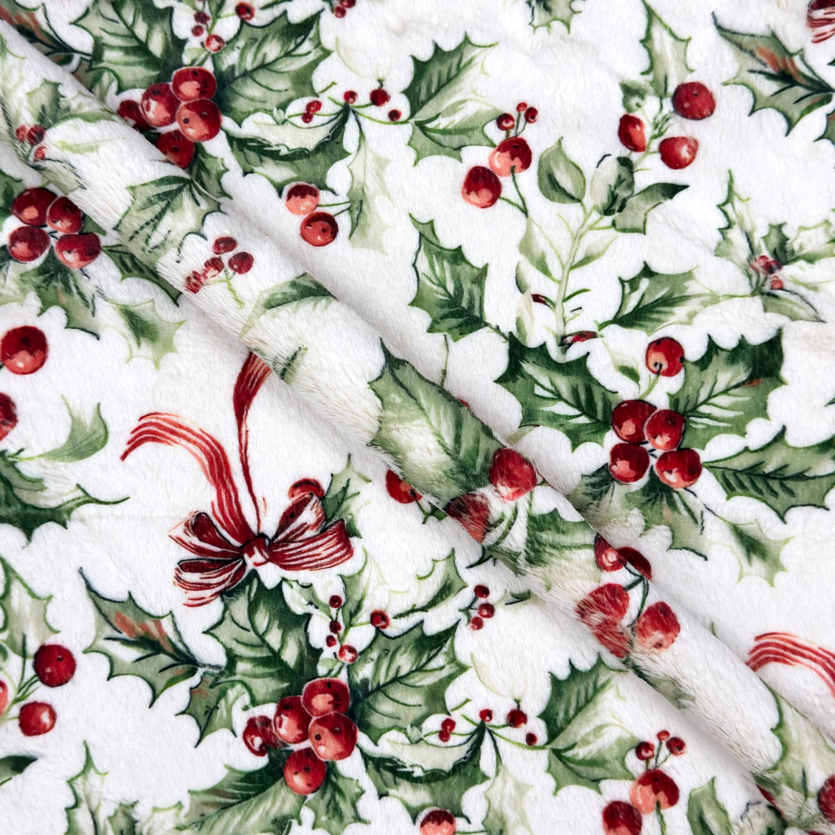 Ribboned Holly - Ivory Frosty Snuggle