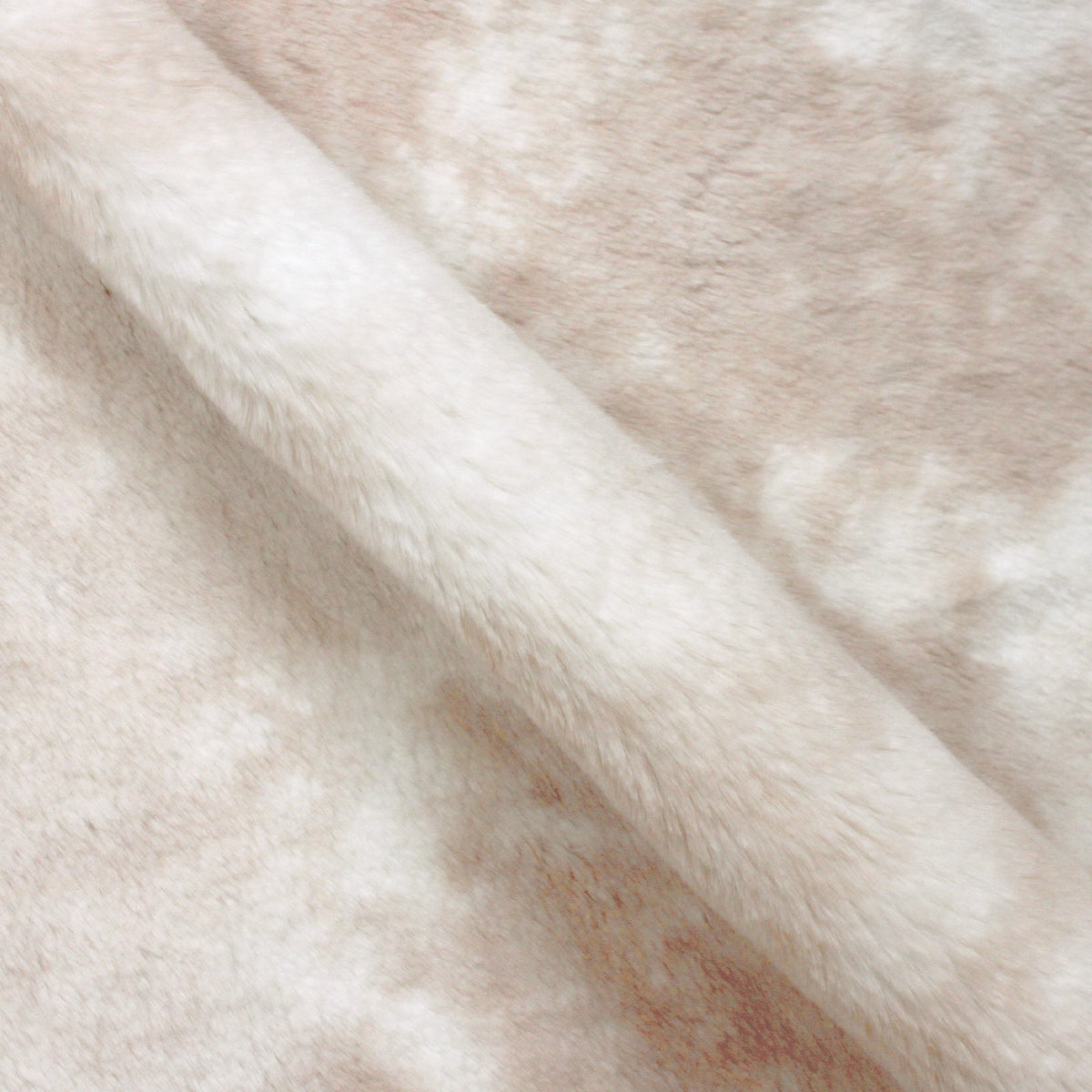 Tonal Whispy Snuggle