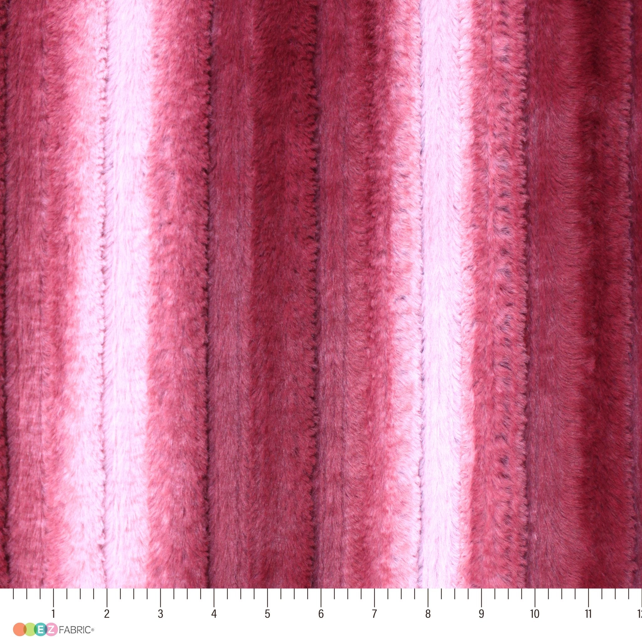 Chinchilla Stripe snuggle minky fabric, edge detail