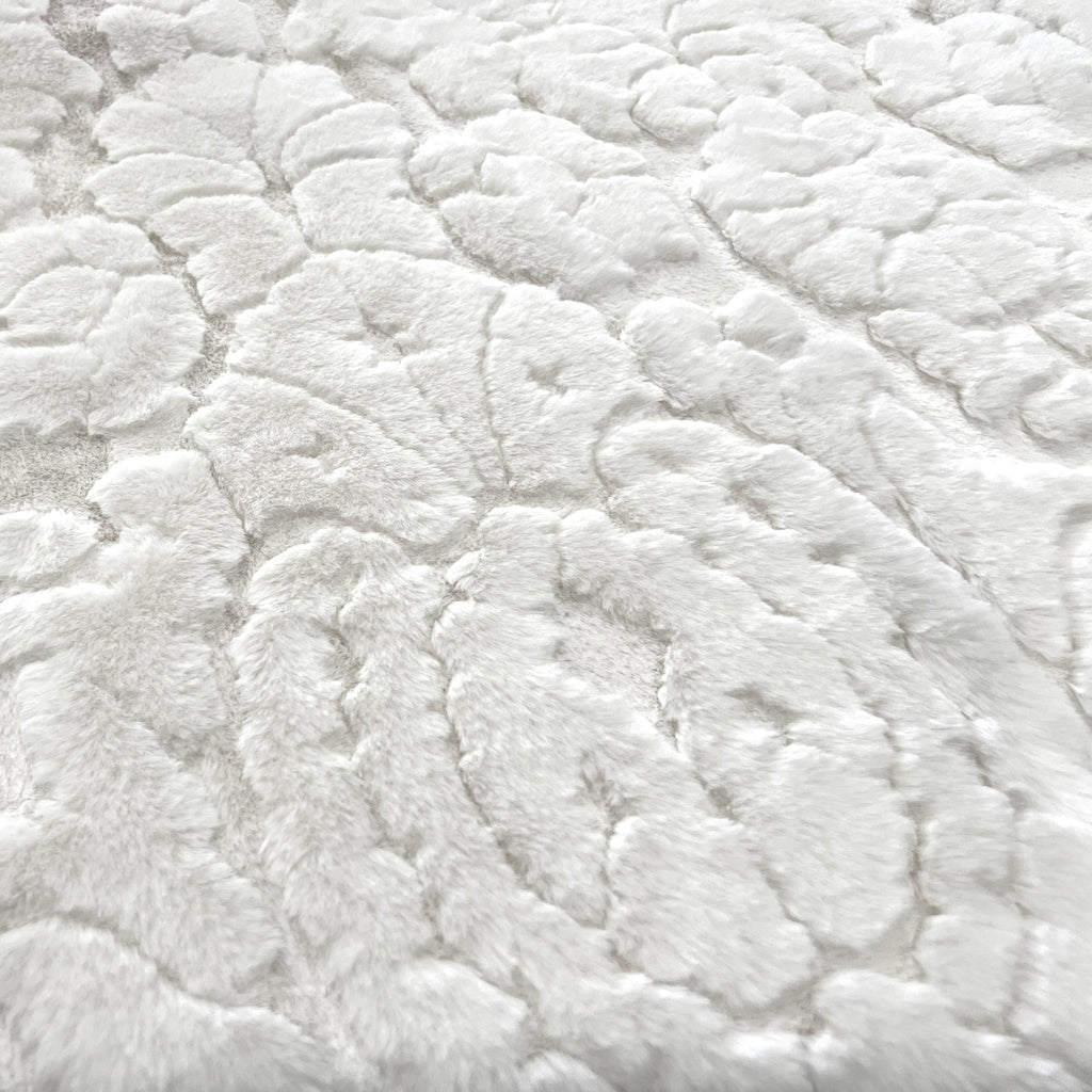 Damask Whispy Snuggle