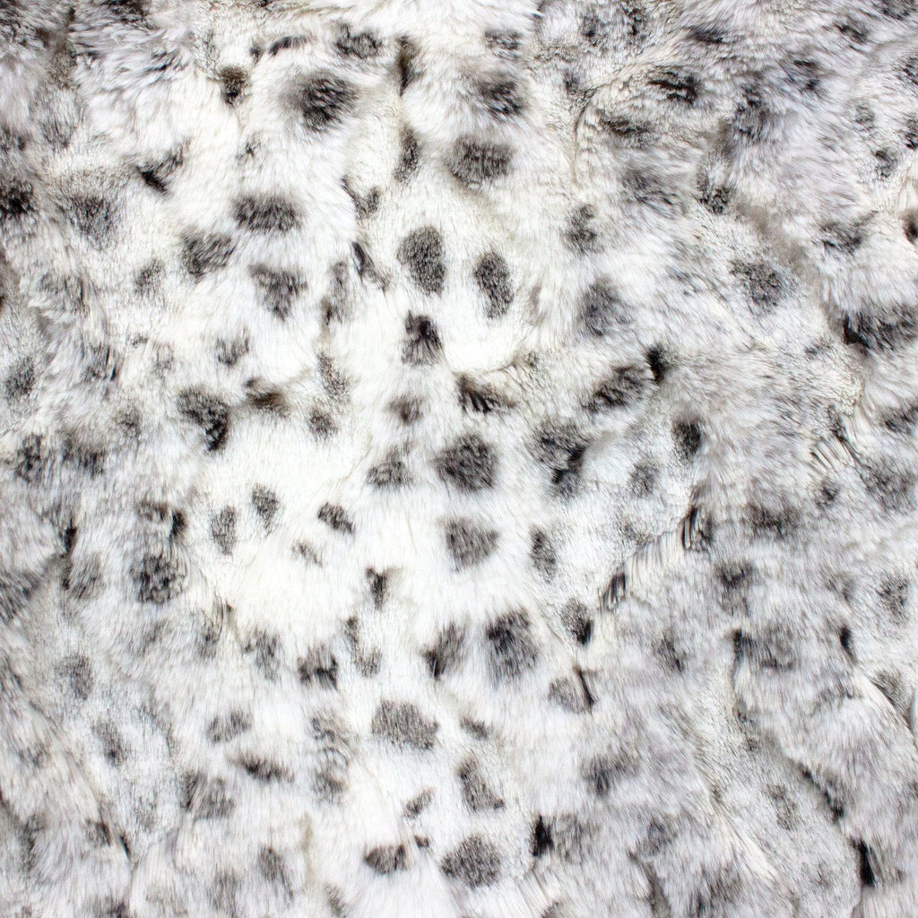 Dear Cora Whispy minky fabric, offset ogee pattern view