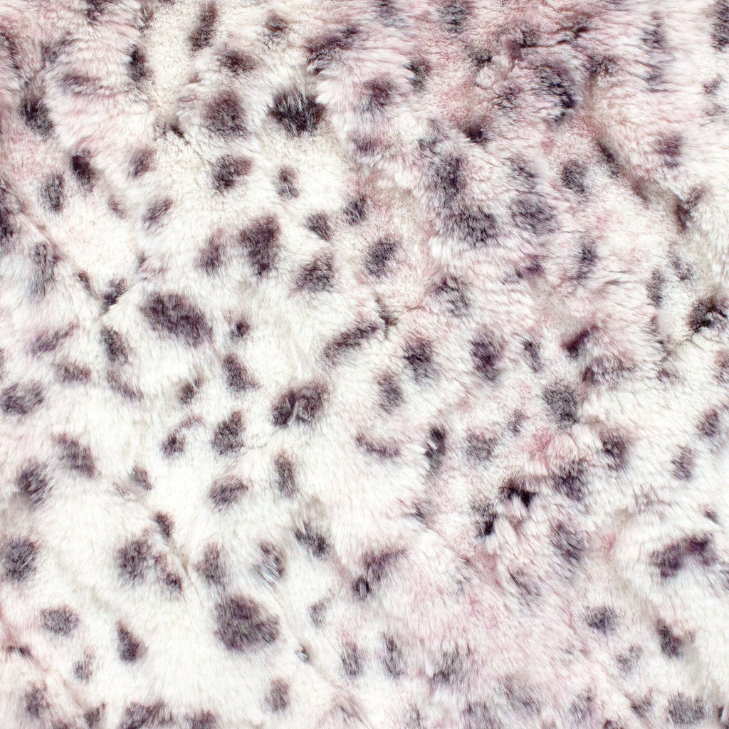 Dear Cora Whispy Snuggle fabric, edge view