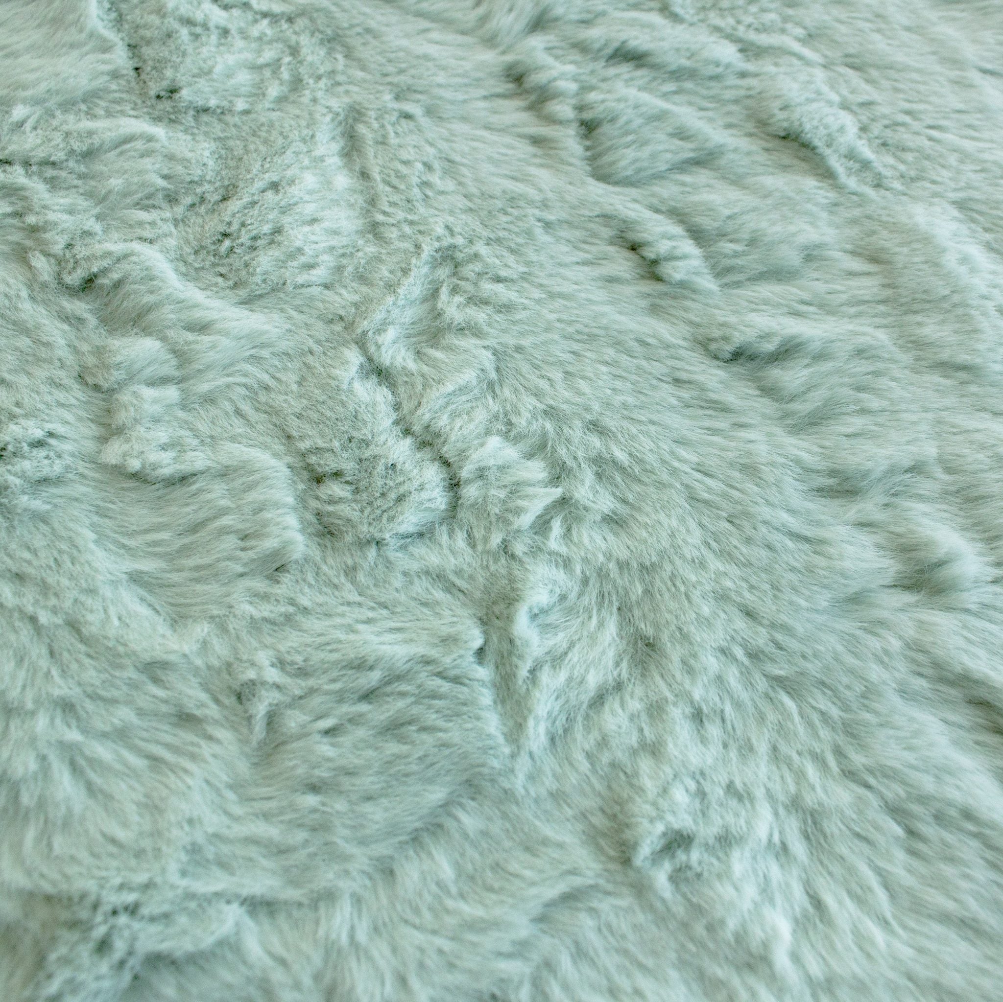 Malibu-84" Snuggle