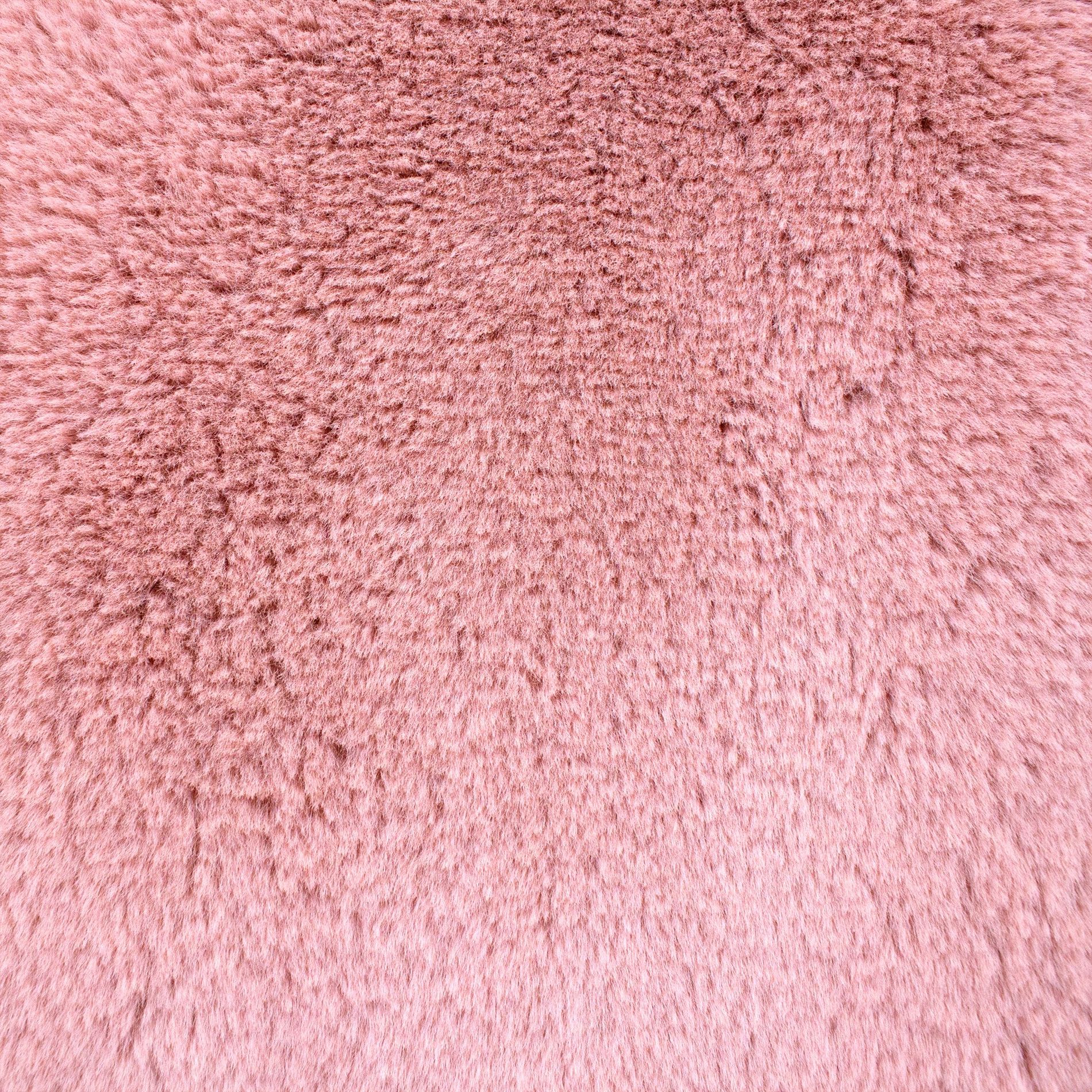 Mega Whispy 30mm pile depth close-up