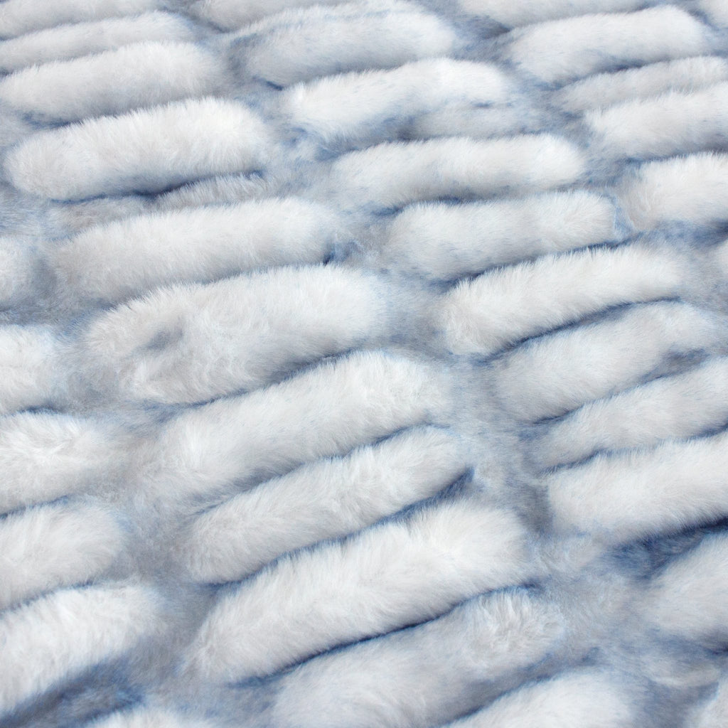 Frosted Puppy Sharpei minky fabric, draped fold detail