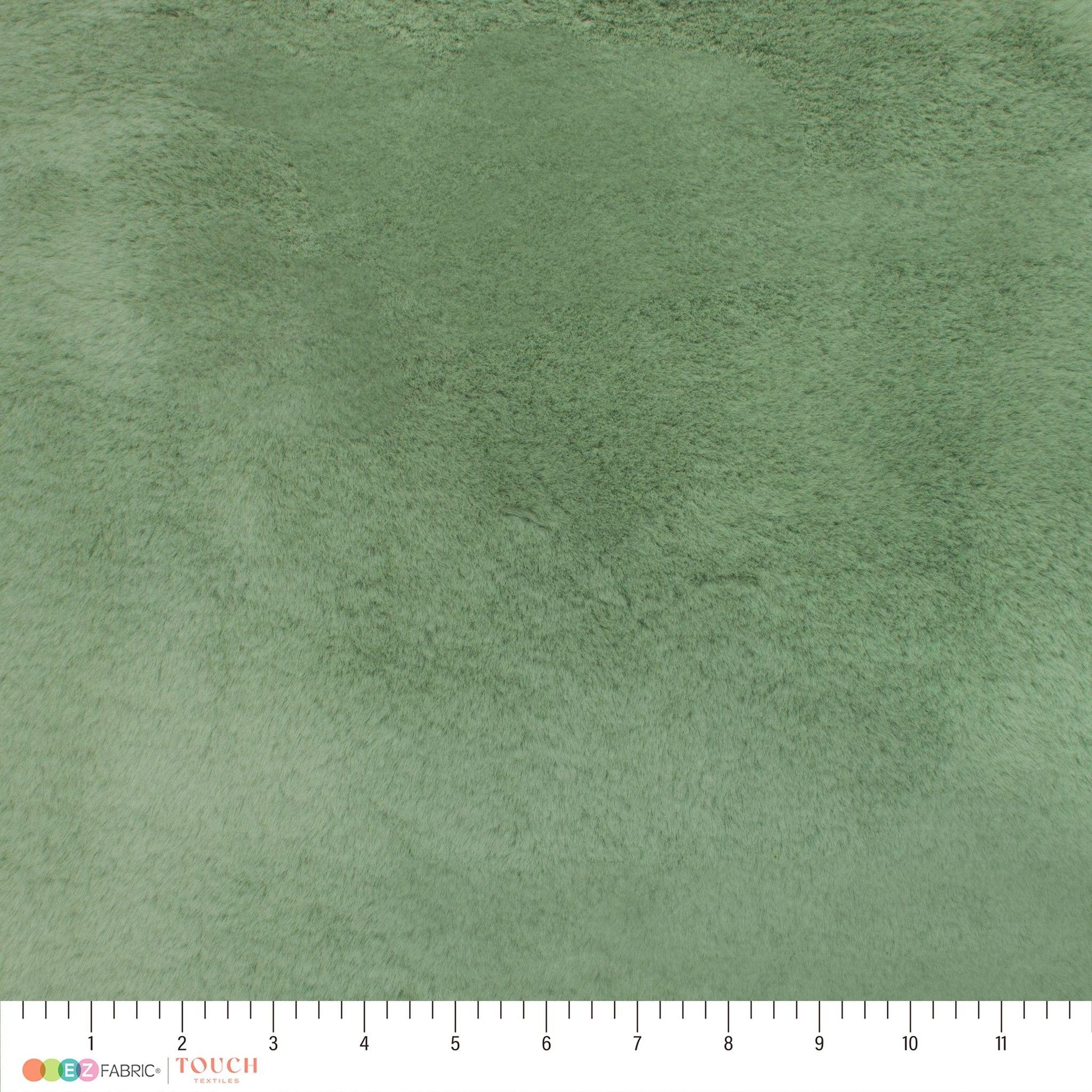 Whispy Snuggle Greens, pile close-up showing green shade