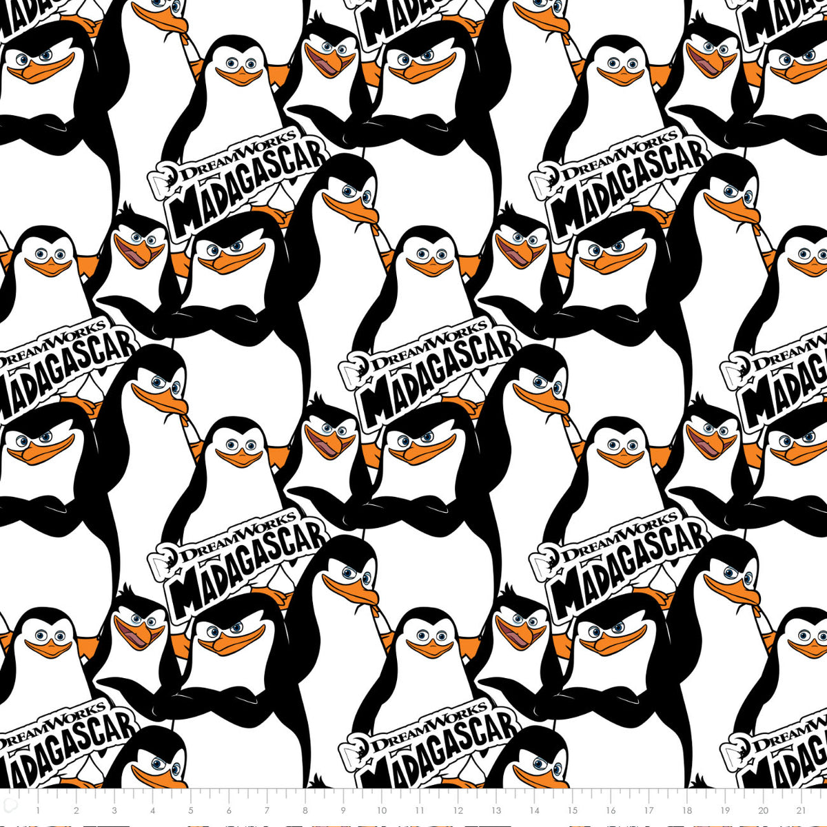 Madagascar - Penguin Crowd