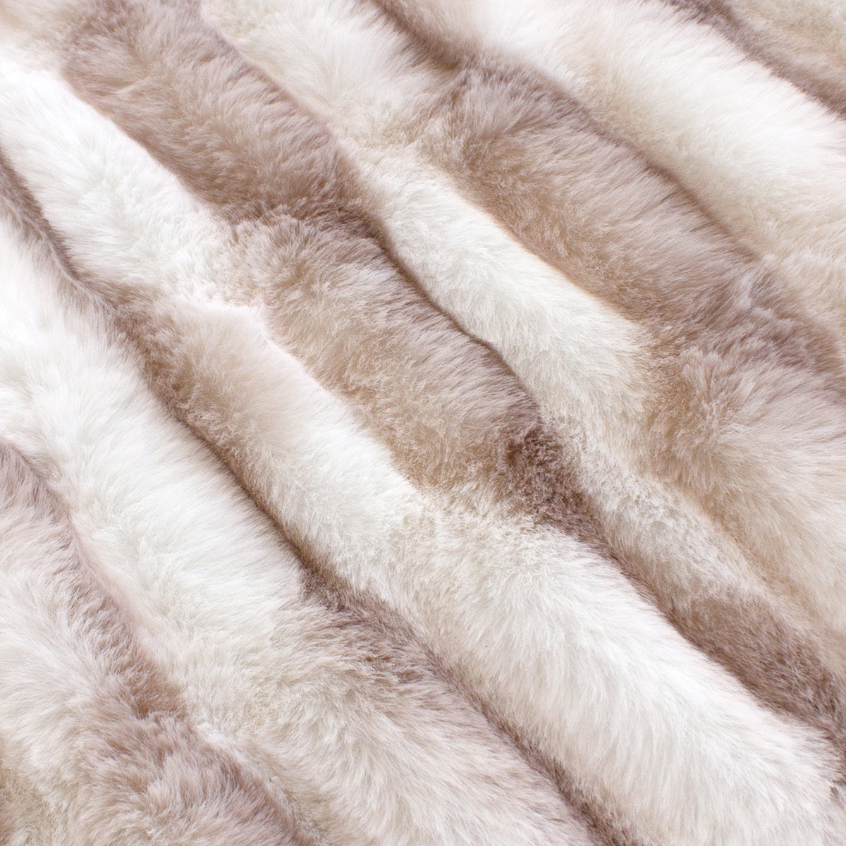 EZ Fabric Stretch Faux Fur Snow Chinchilla Snuggle White / Red